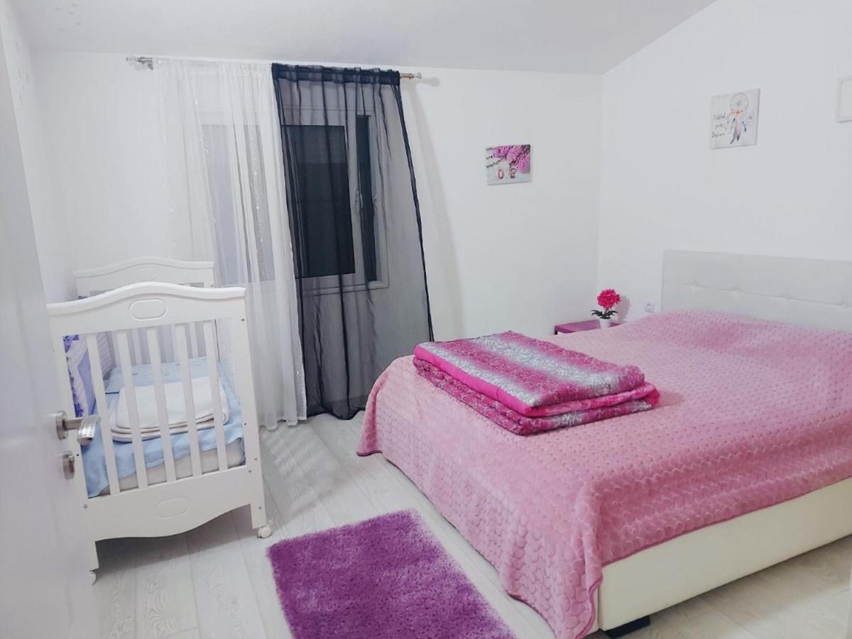 Apartman Mona Подгорица Екстериор снимка